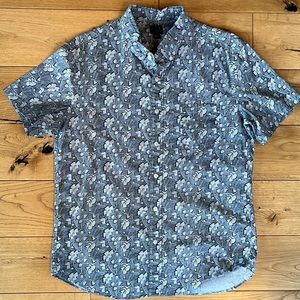 Men’s J. Crew Flex short sleeve button up shirt
